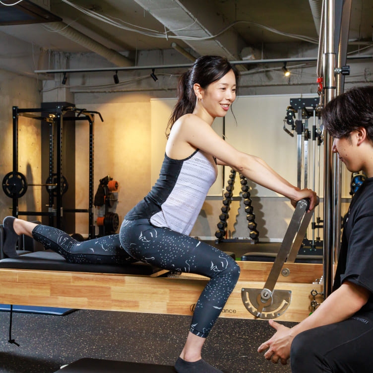 Studio Pilates Session