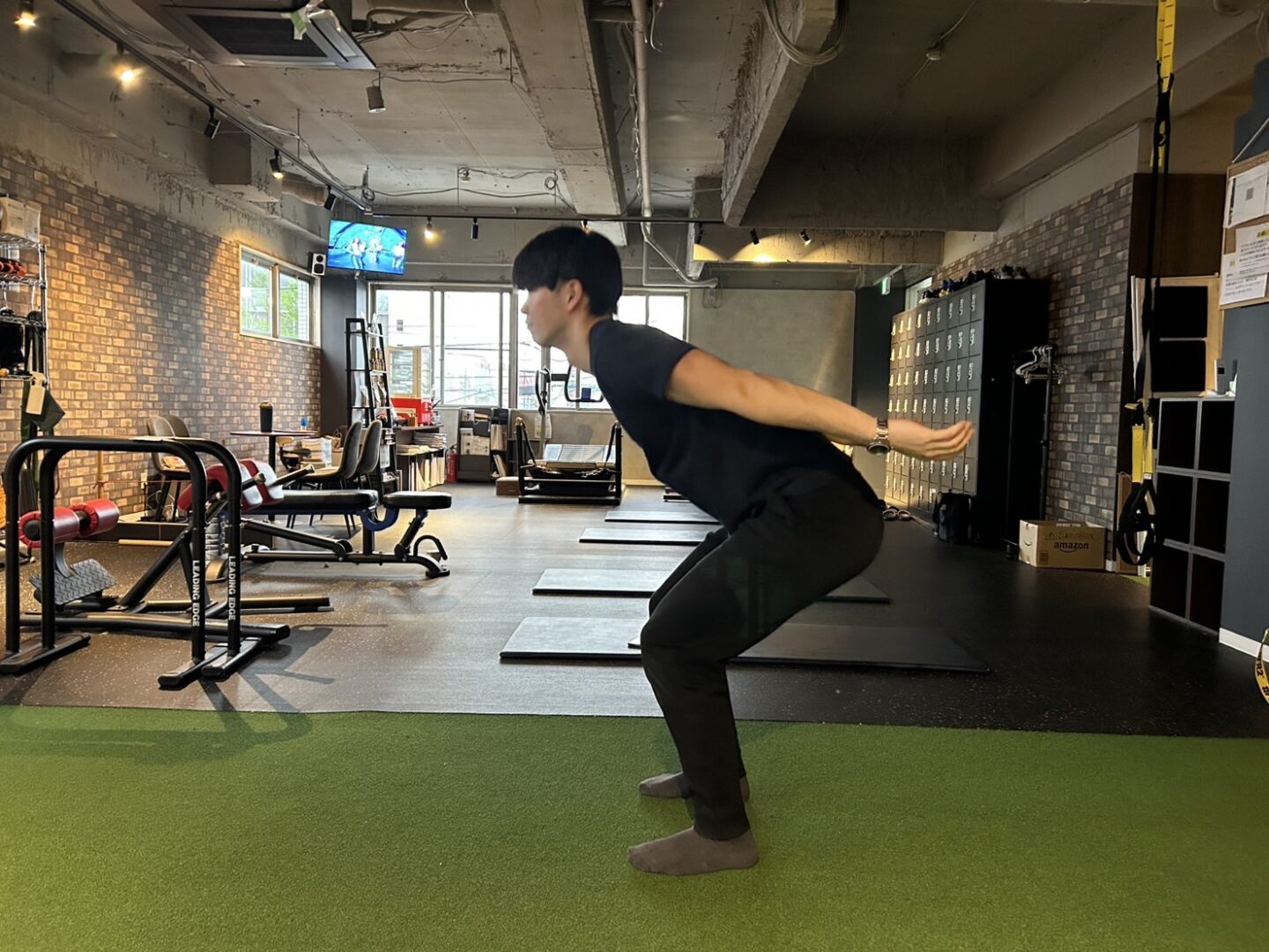 スクワットジャンプ1